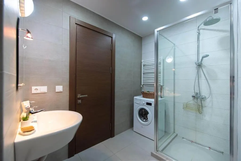 Gg Home - Cozy, Spacious 1 Bedroom Apartment In Saburtalo Tbilisi Geórgia